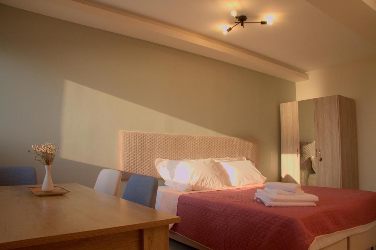 Melikiron Luxury Apartments Agios Nikitas Exterior photo