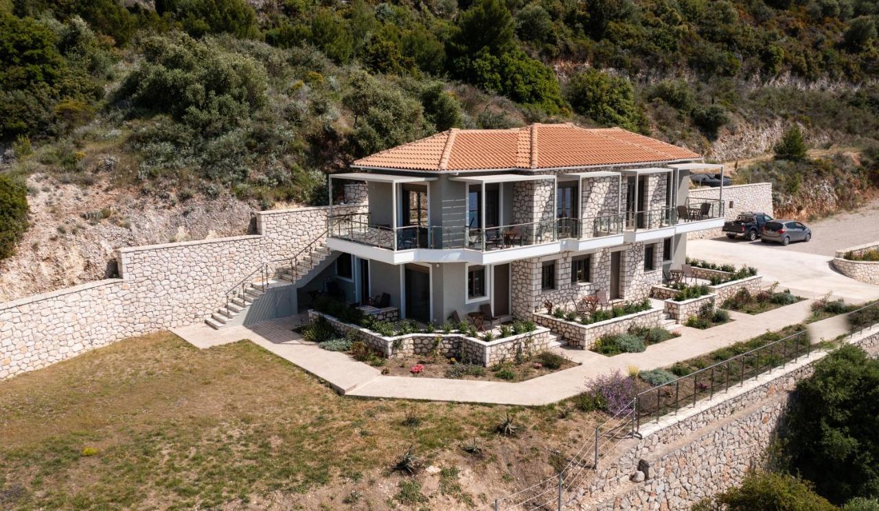 Melikiron Luxury Apartments Agios Nikitas Exterior photo