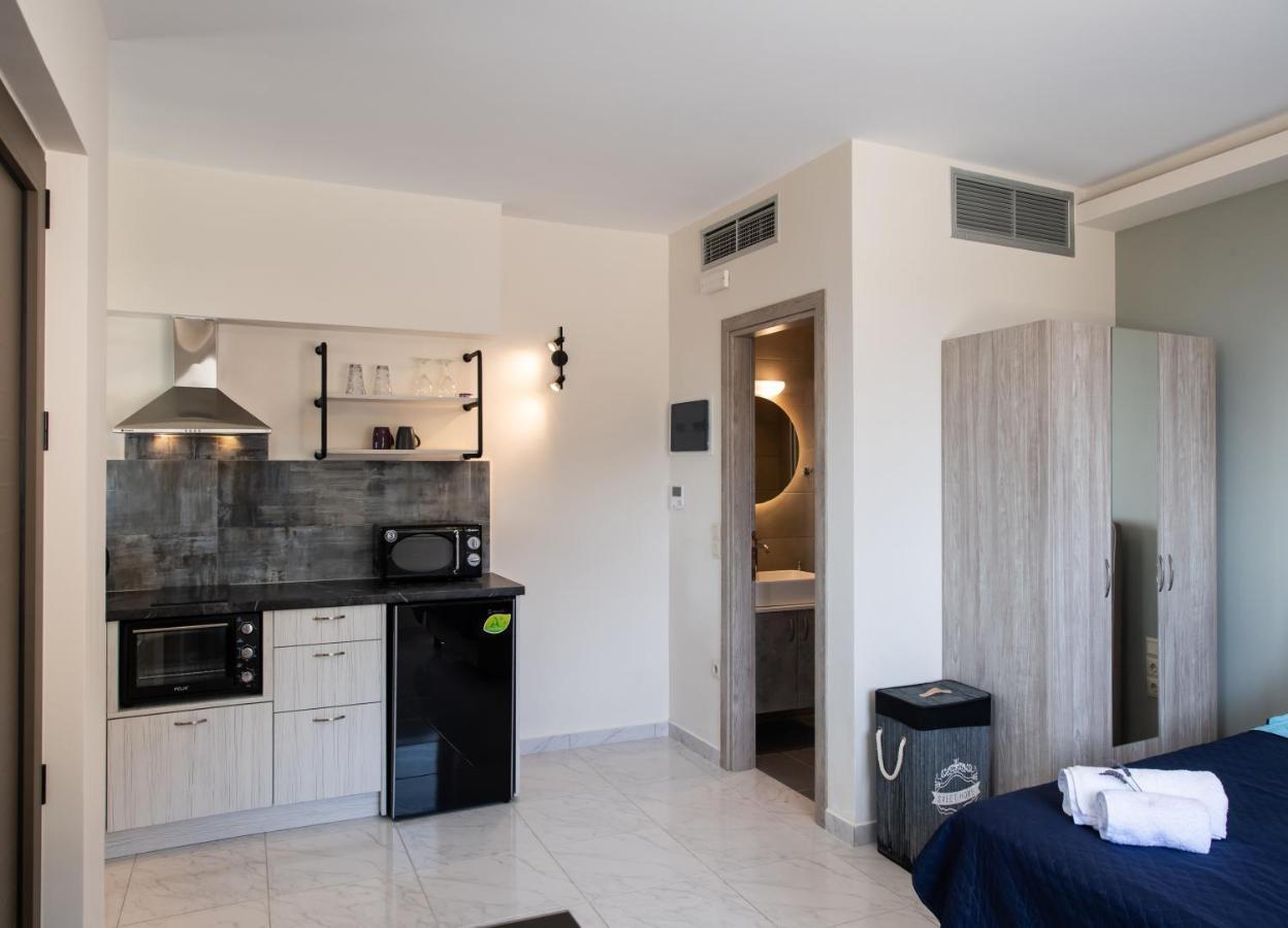 Melikiron Luxury Apartments Agios Nikitas Exterior photo