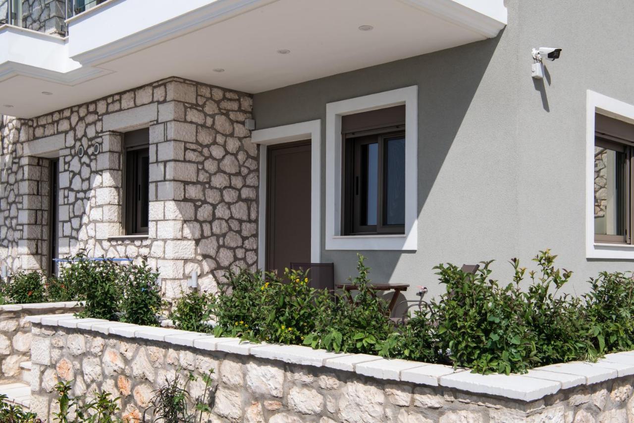 Melikiron Luxury Apartments Agios Nikitas Exterior photo